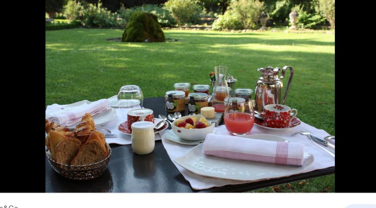 Bed and Breakfast Domaine De La Provencale Saint-Didier-de-la-Tour Экстерьер фото